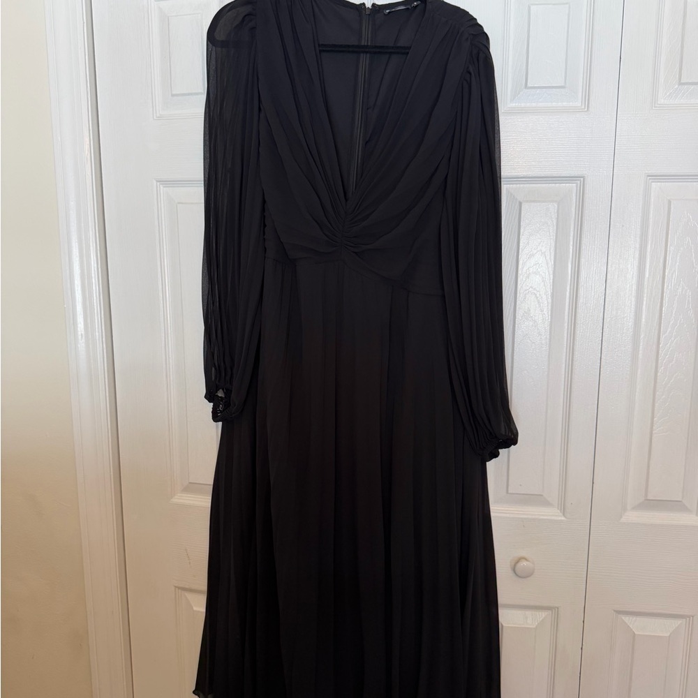 Elegant Black Long Sleeve Dress